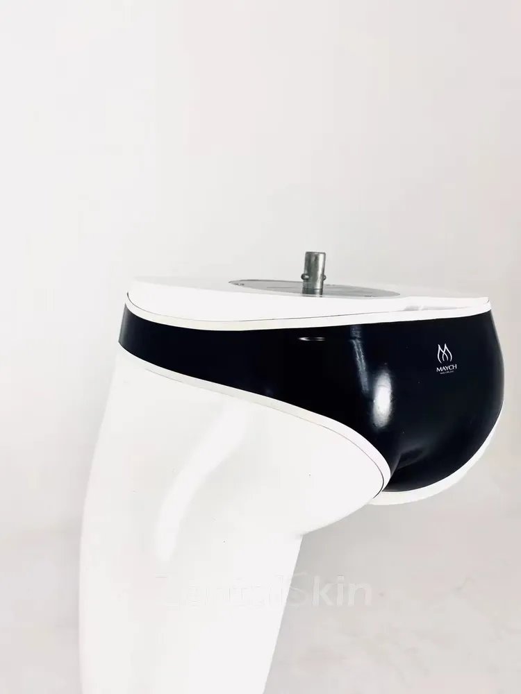 Second Skin Female Natural Latex Panties
